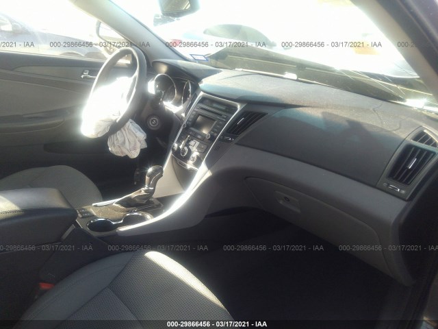 Photo 4 VIN: 5NPEB4AC5EH813005 - HYUNDAI SONATA 