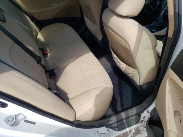 Photo 5 VIN: 5NPEB4AC5EH814333 - HYUNDAI SONATA GLS 