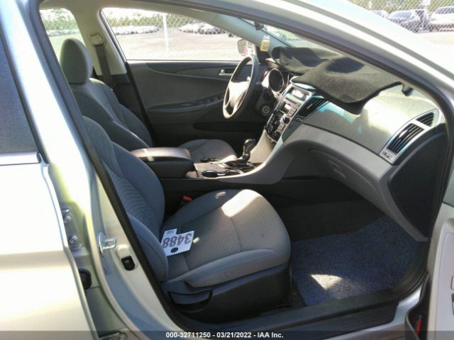 Photo 4 VIN: 5NPEB4AC5EH817166 - HYUNDAI SONATA 