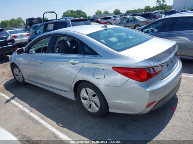 Photo 2 VIN: 5NPEB4AC5EH818737 - HYUNDAI SONATA 