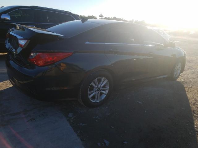 Photo 3 VIN: 5NPEB4AC5EH831231 - HYUNDAI SONATA GLS 