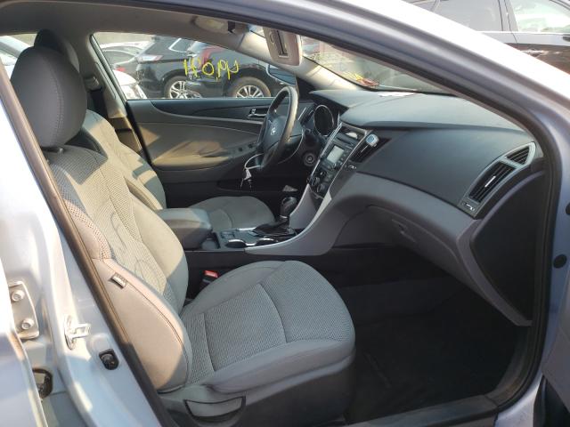 Photo 4 VIN: 5NPEB4AC5EH833447 - HYUNDAI SONATA GLS 