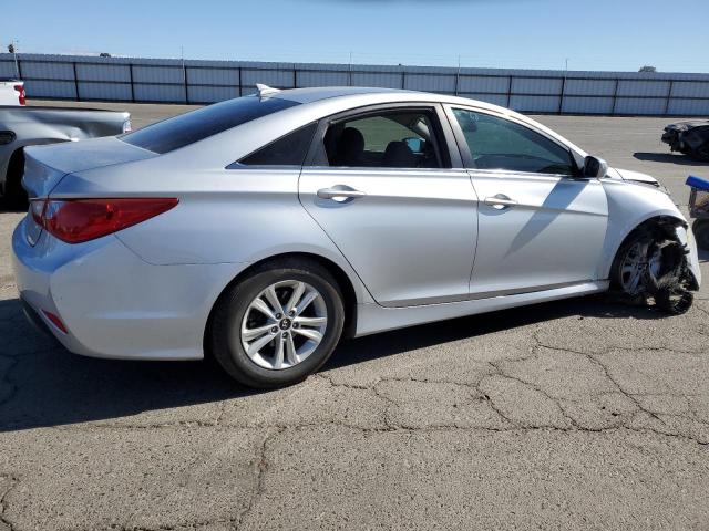 Photo 2 VIN: 5NPEB4AC5EH840866 - HYUNDAI SONATA 