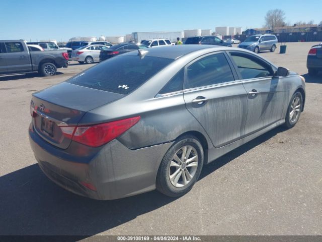 Photo 3 VIN: 5NPEB4AC5EH844030 - HYUNDAI SONATA 