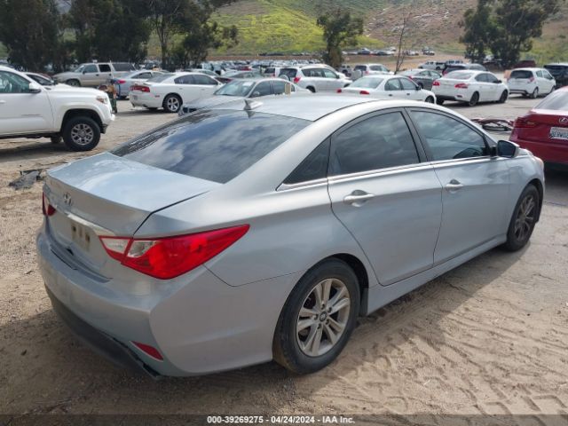 Photo 3 VIN: 5NPEB4AC5EH852922 - HYUNDAI SONATA 