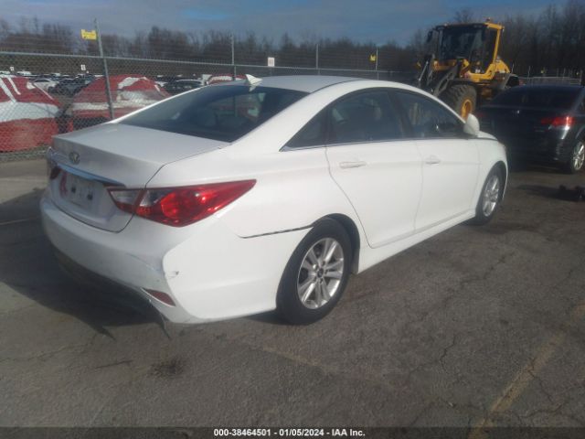 Photo 3 VIN: 5NPEB4AC5EH860938 - HYUNDAI SONATA 