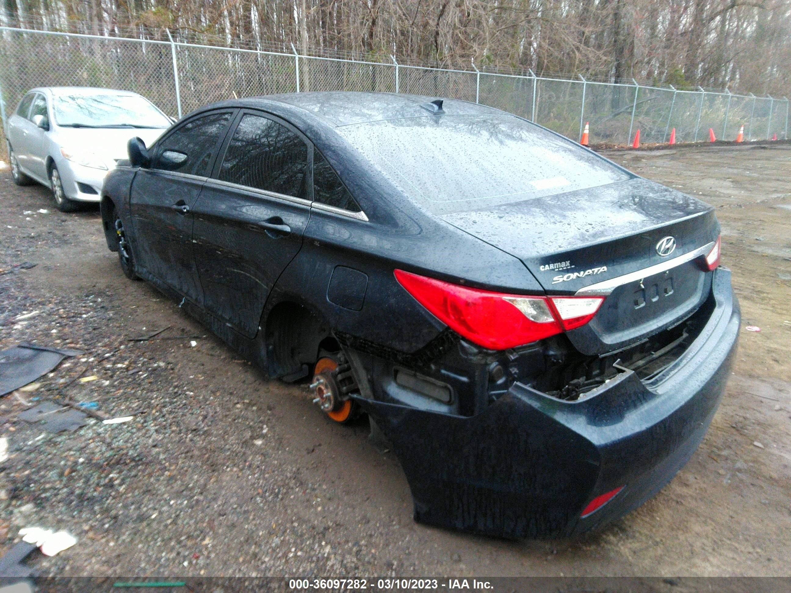 Photo 2 VIN: 5NPEB4AC5EH872393 - HYUNDAI SONATA 