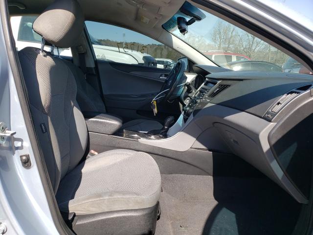 Photo 4 VIN: 5NPEB4AC5EH872765 - HYUNDAI SONATA GLS 