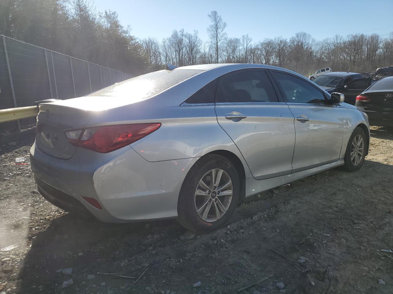 Photo 2 VIN: 5NPEB4AC5EH904551 - HYUNDAI SONATA 