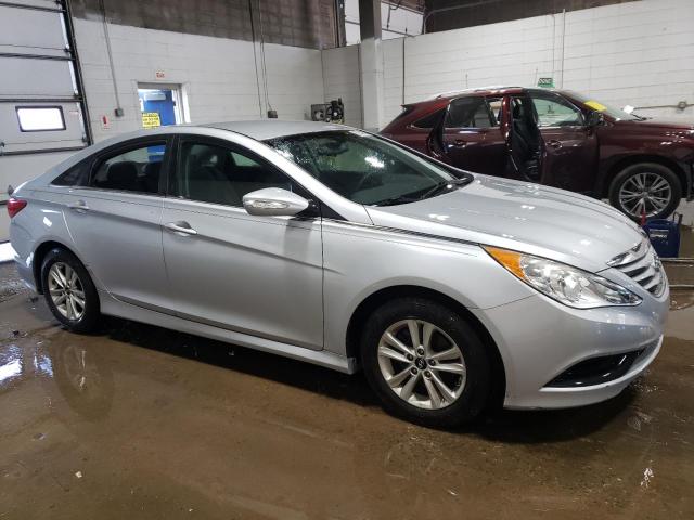 Photo 3 VIN: 5NPEB4AC5EH919440 - HYUNDAI SONATA 