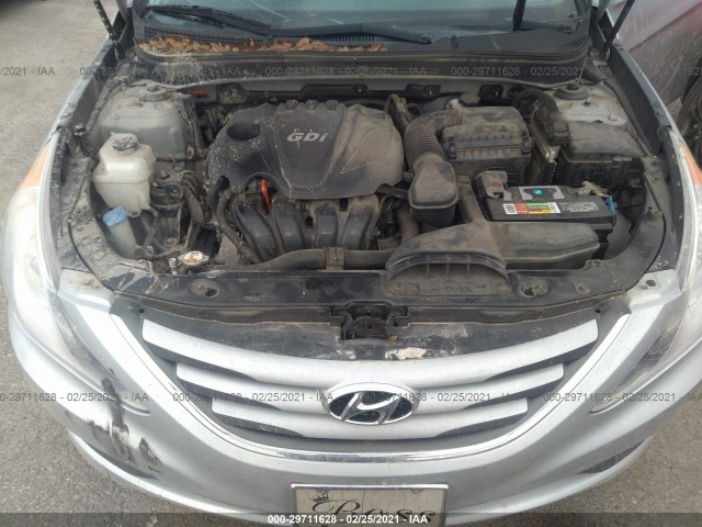 Photo 9 VIN: 5NPEB4AC5EH921320 - HYUNDAI SONATA 