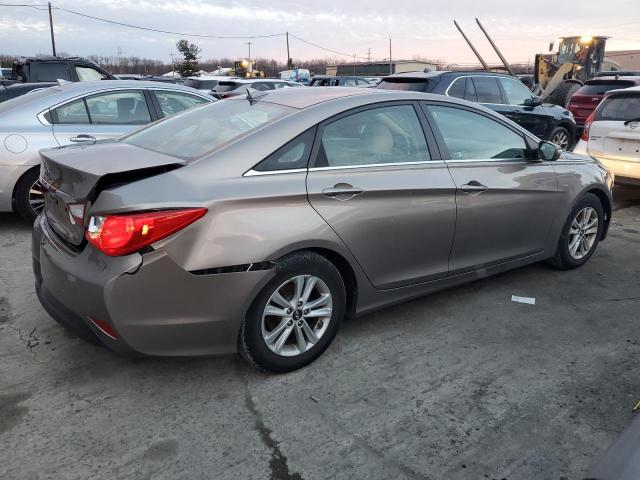 Photo 2 VIN: 5NPEB4AC5EH924881 - HYUNDAI SONATA GLS 