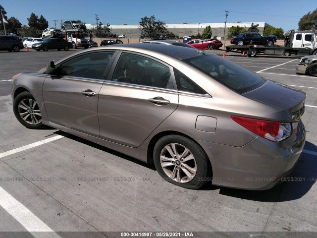 Photo 2 VIN: 5NPEB4AC5EH937050 - HYUNDAI SONATA 