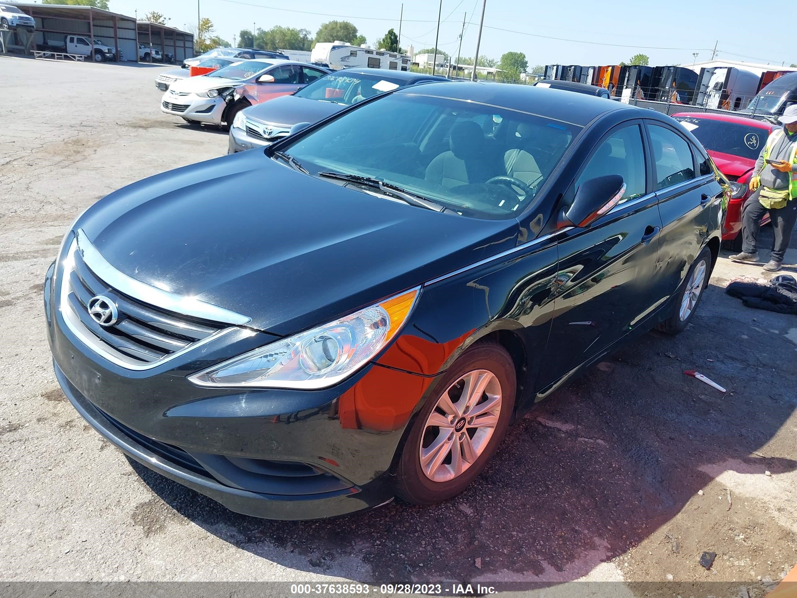 Photo 1 VIN: 5NPEB4AC5EH937789 - HYUNDAI SONATA 