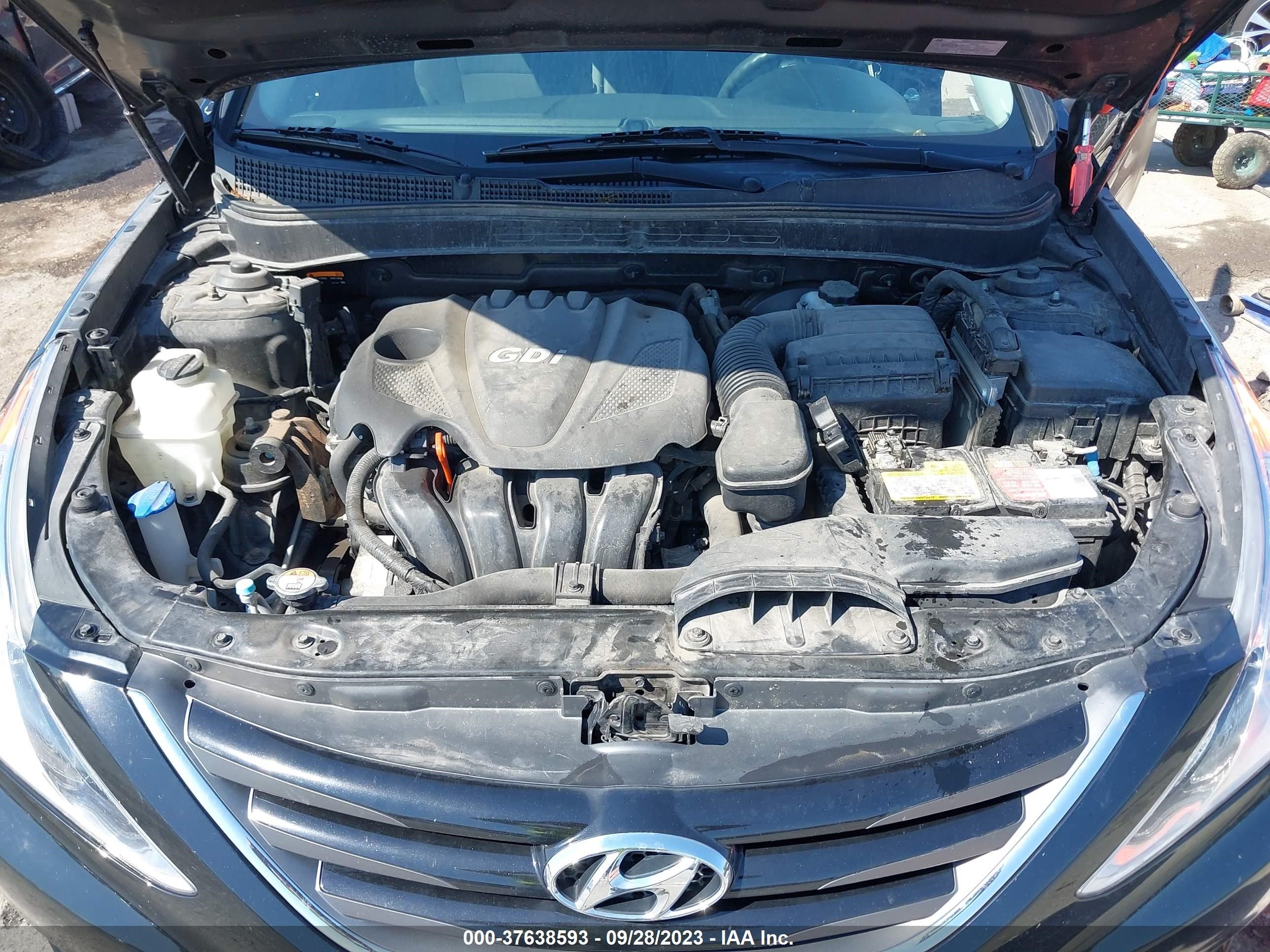 Photo 9 VIN: 5NPEB4AC5EH937789 - HYUNDAI SONATA 