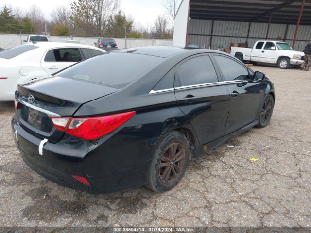 Photo 3 VIN: 5NPEB4AC5EH940661 - HYUNDAI SONATA 