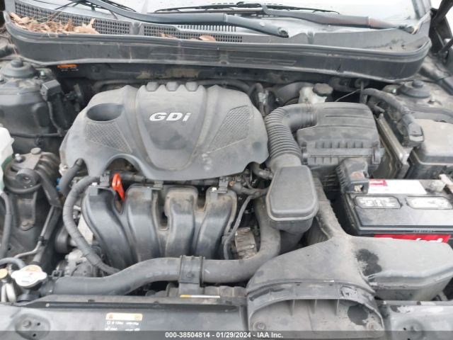 Photo 9 VIN: 5NPEB4AC5EH940661 - HYUNDAI SONATA 