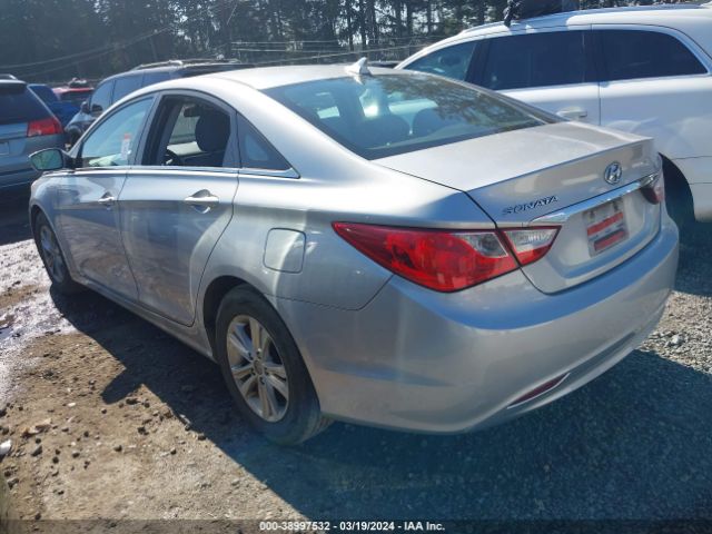 Photo 2 VIN: 5NPEB4AC6BH011980 - HYUNDAI SONATA 