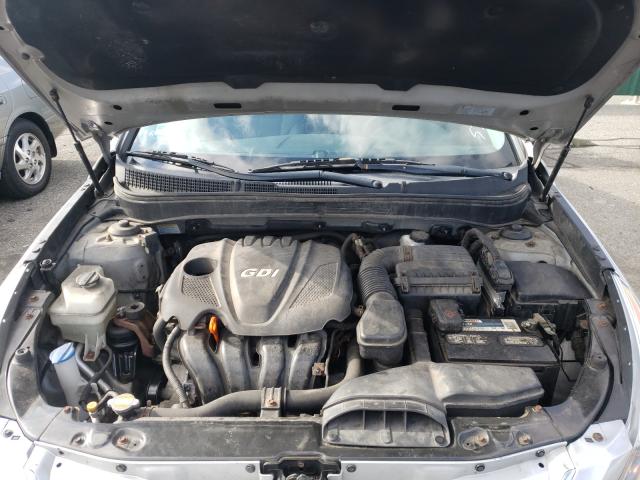 Photo 6 VIN: 5NPEB4AC6BH036622 - HYUNDAI SONATA GLS 