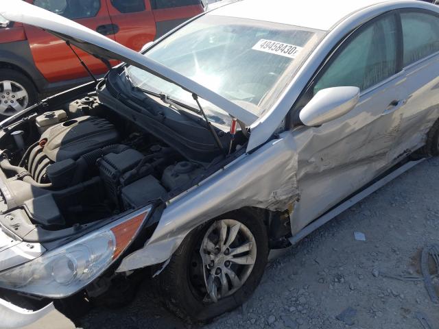 Photo 8 VIN: 5NPEB4AC6BH057440 - HYUNDAI SONATA GLS 