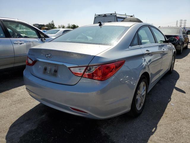 Photo 3 VIN: 5NPEB4AC6BH057812 - HYUNDAI SONATA GLS 