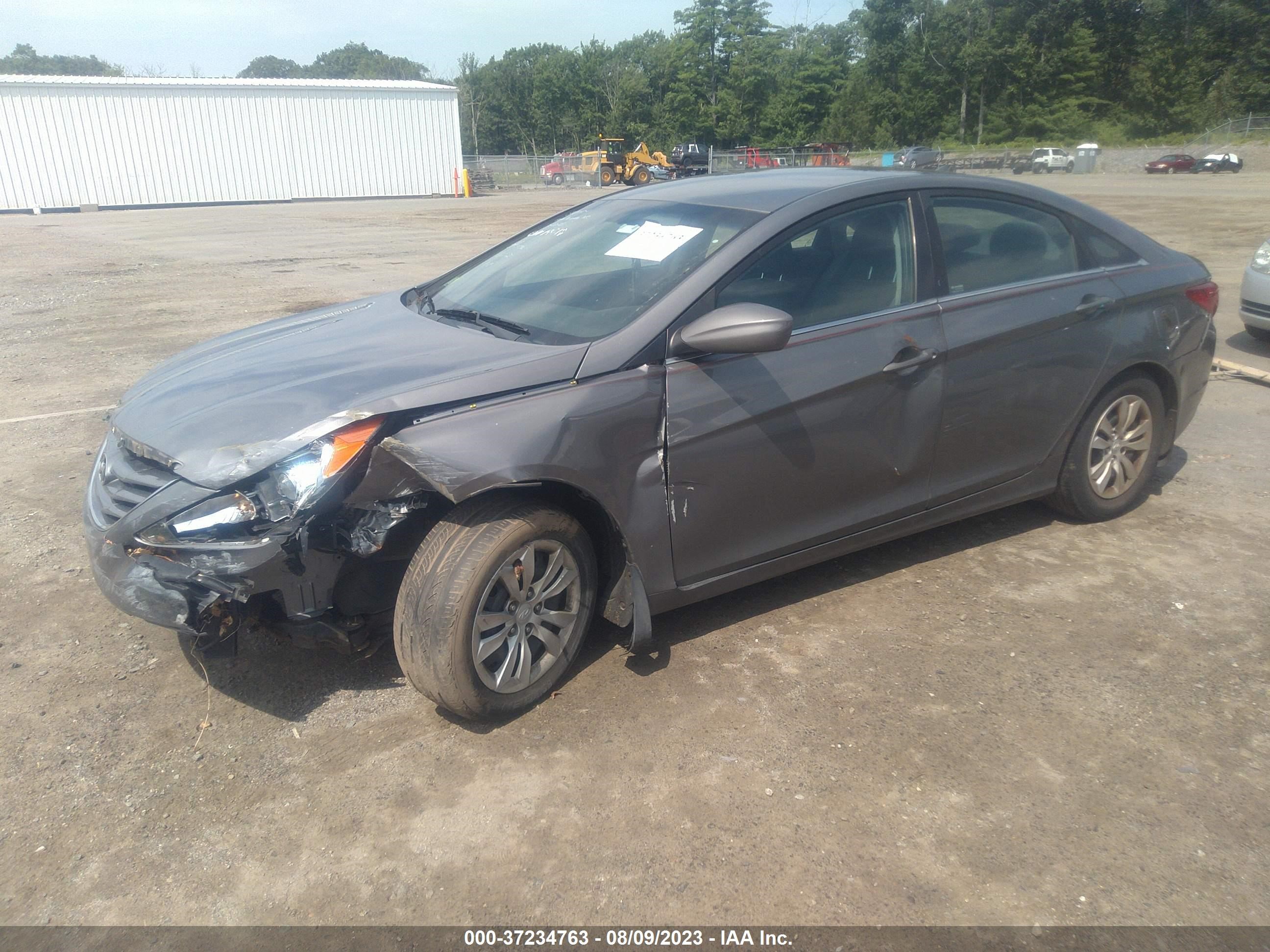 Photo 1 VIN: 5NPEB4AC6BH096318 - HYUNDAI SONATA 