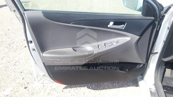 Photo 8 VIN: 5NPEB4AC6BH100237 - HYUNDAI SONATA 