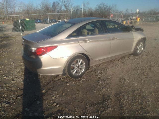 Photo 3 VIN: 5NPEB4AC6BH131861 - HYUNDAI SONATA 