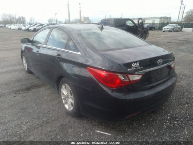 Photo 2 VIN: 5NPEB4AC6BH141175 - HYUNDAI SONATA 