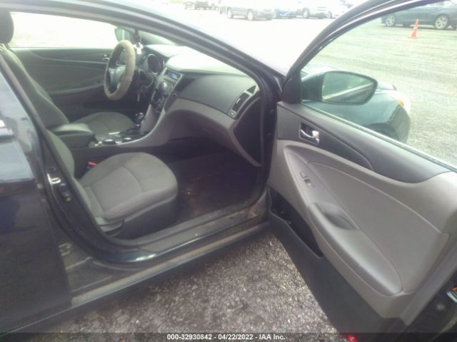 Photo 4 VIN: 5NPEB4AC6BH141175 - HYUNDAI SONATA 