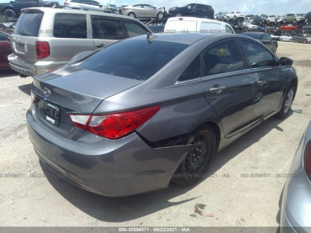 Photo 3 VIN: 5NPEB4AC6BH157912 - HYUNDAI SONATA 