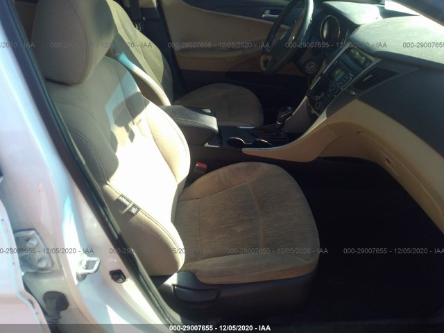 Photo 4 VIN: 5NPEB4AC6BH170725 - HYUNDAI SONATA 