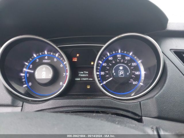 Photo 6 VIN: 5NPEB4AC6BH207983 - HYUNDAI SONATA 