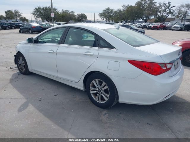 Photo 2 VIN: 5NPEB4AC6BH260487 - HYUNDAI SONATA 