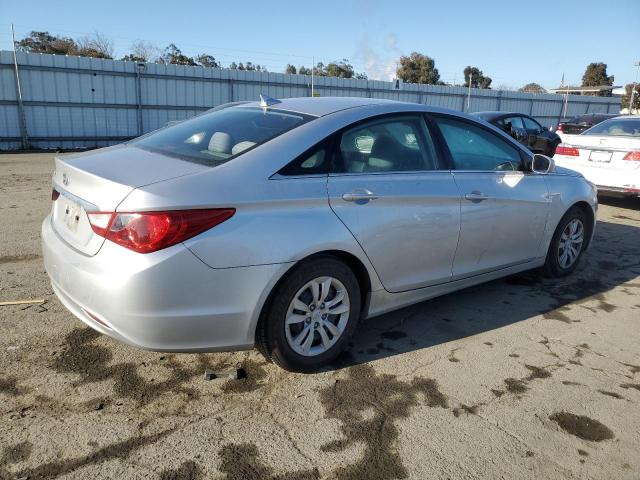 Photo 2 VIN: 5NPEB4AC6BH261168 - HYUNDAI SONATA 