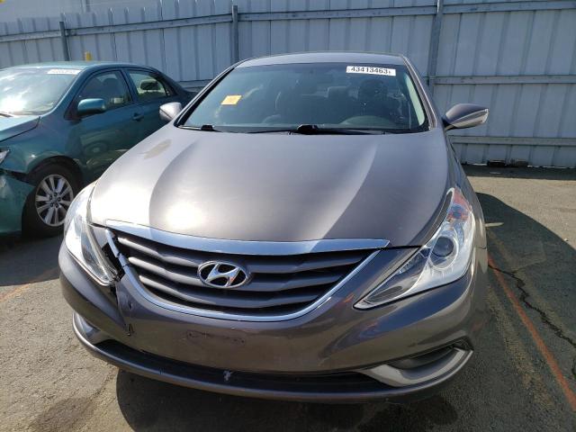 Photo 4 VIN: 5NPEB4AC6BH288600 - HYUNDAI SONATA GLS 