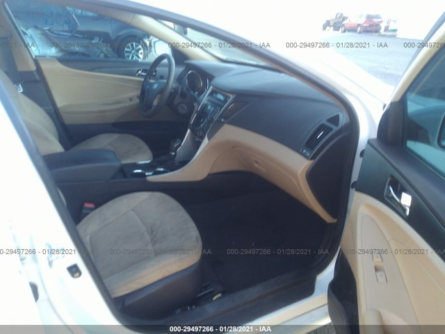 Photo 4 VIN: 5NPEB4AC6BH300180 - HYUNDAI SONATA 