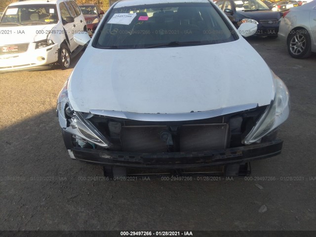 Photo 5 VIN: 5NPEB4AC6BH300180 - HYUNDAI SONATA 