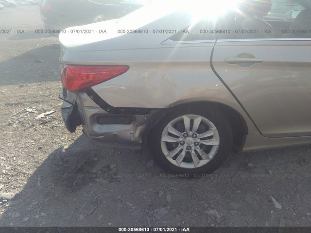 Photo 5 VIN: 5NPEB4AC6CH323766 - HYUNDAI SONATA 