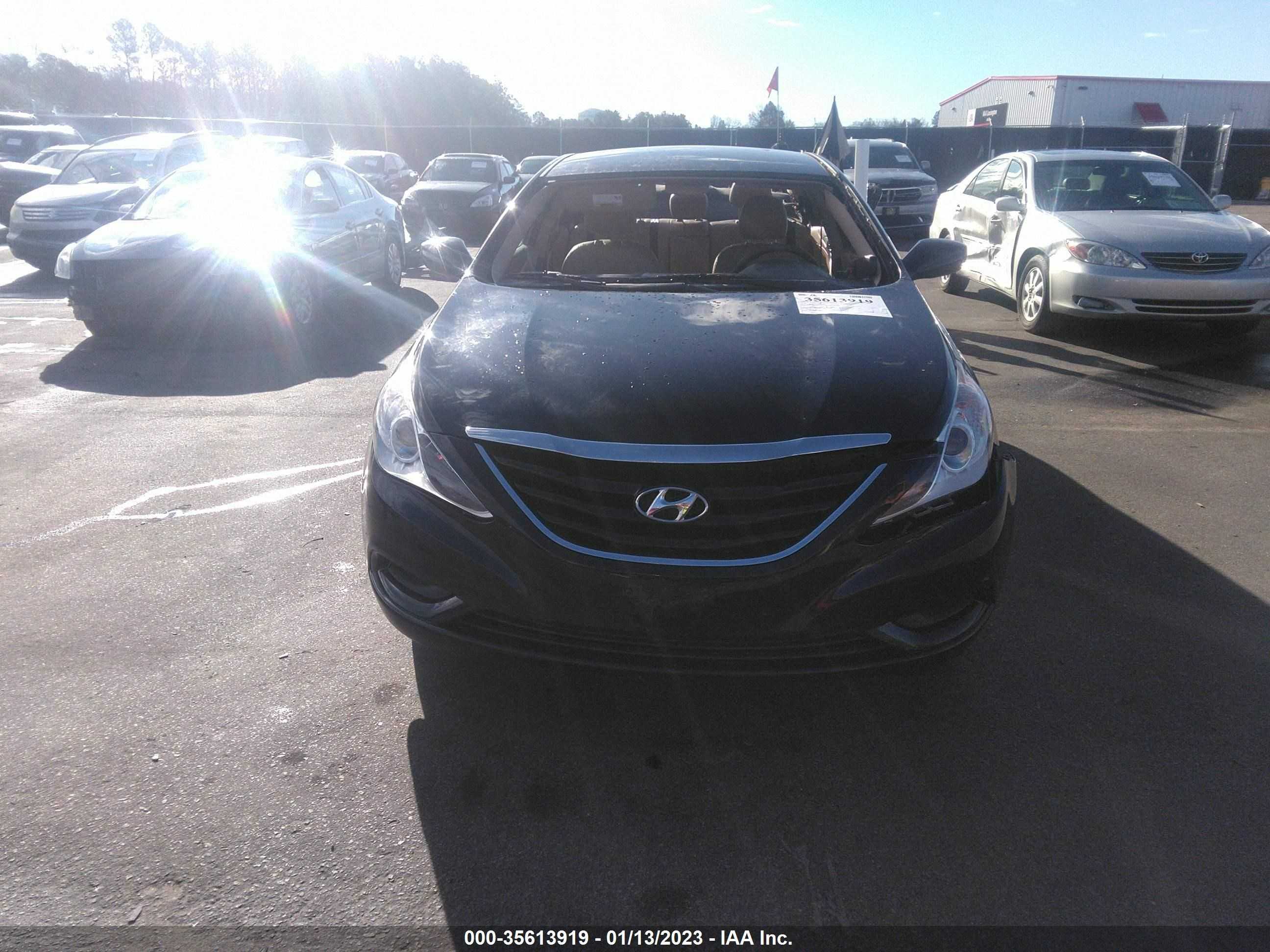 Photo 5 VIN: 5NPEB4AC6CH330796 - HYUNDAI SONATA 