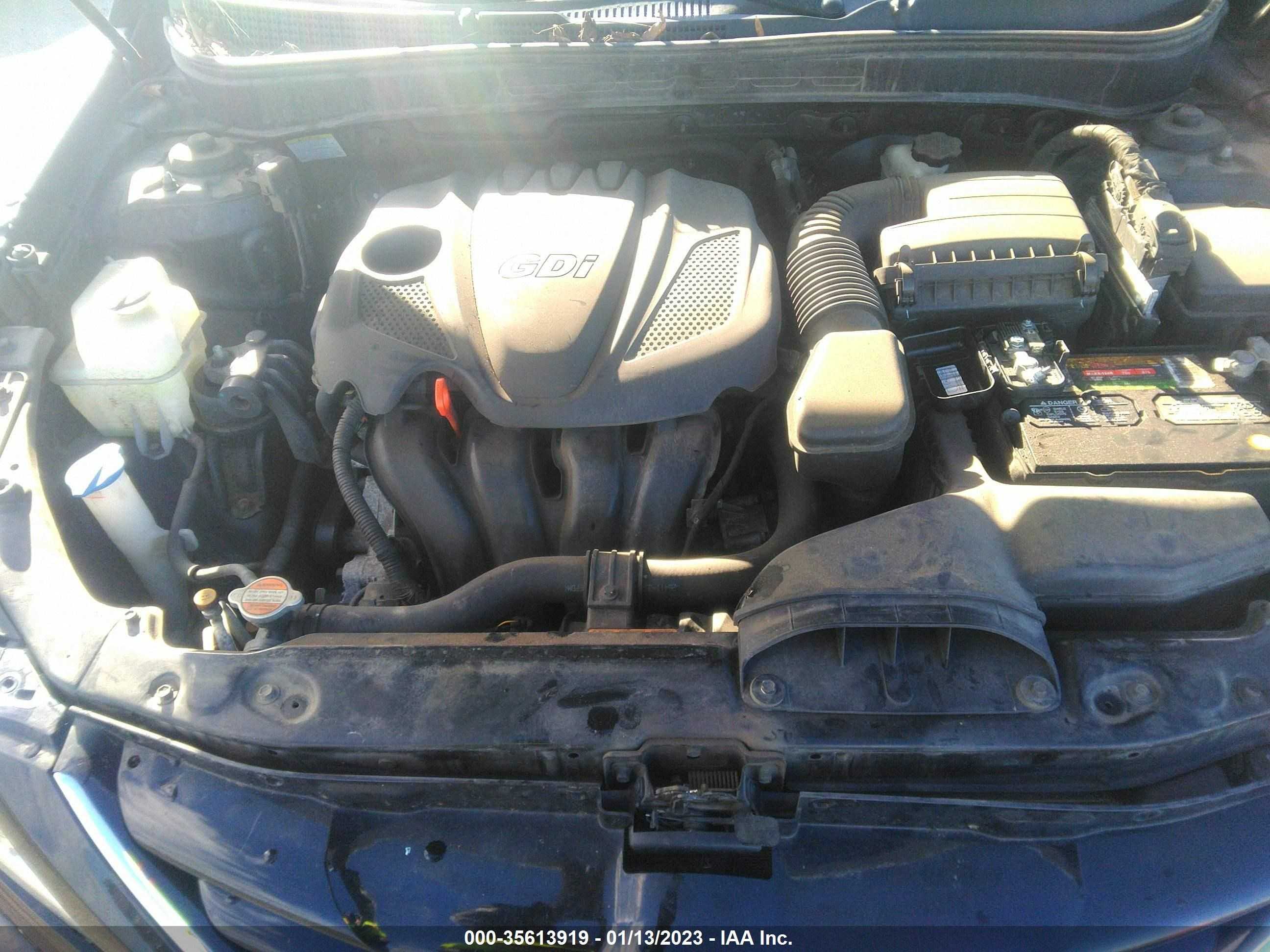 Photo 9 VIN: 5NPEB4AC6CH330796 - HYUNDAI SONATA 