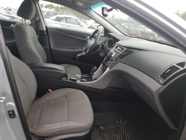 Photo 4 VIN: 5NPEB4AC6CH332032 - HYUNDAI SONATA GLS 