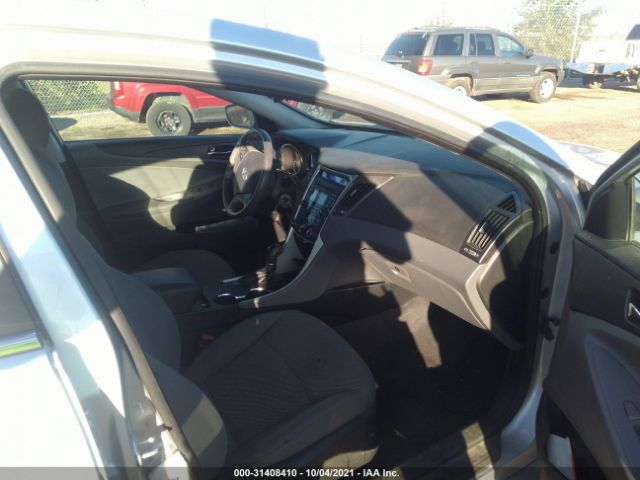 Photo 4 VIN: 5NPEB4AC6CH332368 - HYUNDAI SONATA 