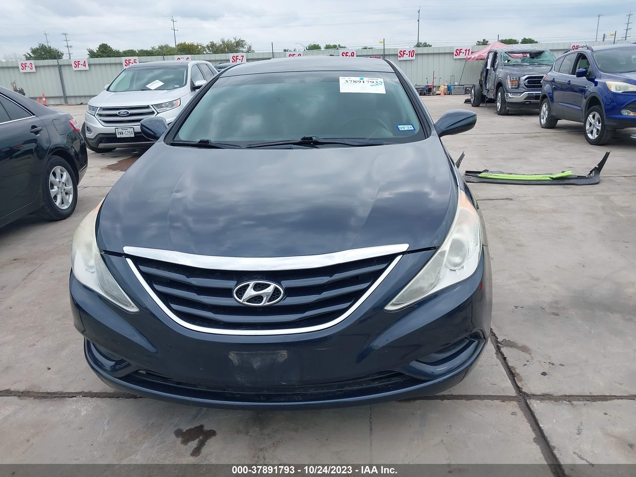 Photo 11 VIN: 5NPEB4AC6CH345573 - HYUNDAI SONATA 