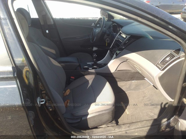 Photo 4 VIN: 5NPEB4AC6CH345783 - HYUNDAI SONATA 