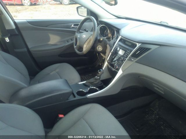 Photo 4 VIN: 5NPEB4AC6CH359795 - HYUNDAI SONATA 