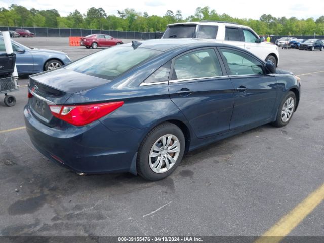 Photo 3 VIN: 5NPEB4AC6CH361126 - HYUNDAI SONATA 