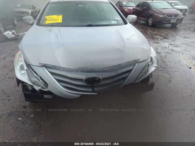 Photo 5 VIN: 5NPEB4AC6CH376872 - HYUNDAI SONATA 