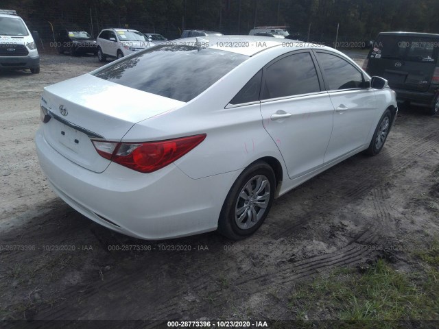 Photo 3 VIN: 5NPEB4AC6CH377147 - HYUNDAI SONATA 