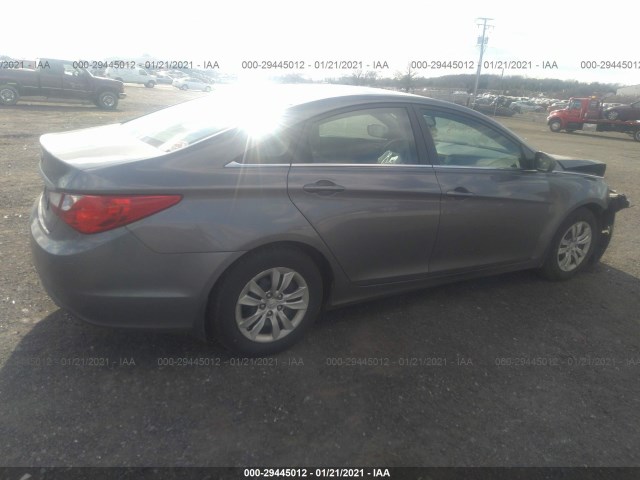 Photo 3 VIN: 5NPEB4AC6CH377374 - HYUNDAI SONATA 